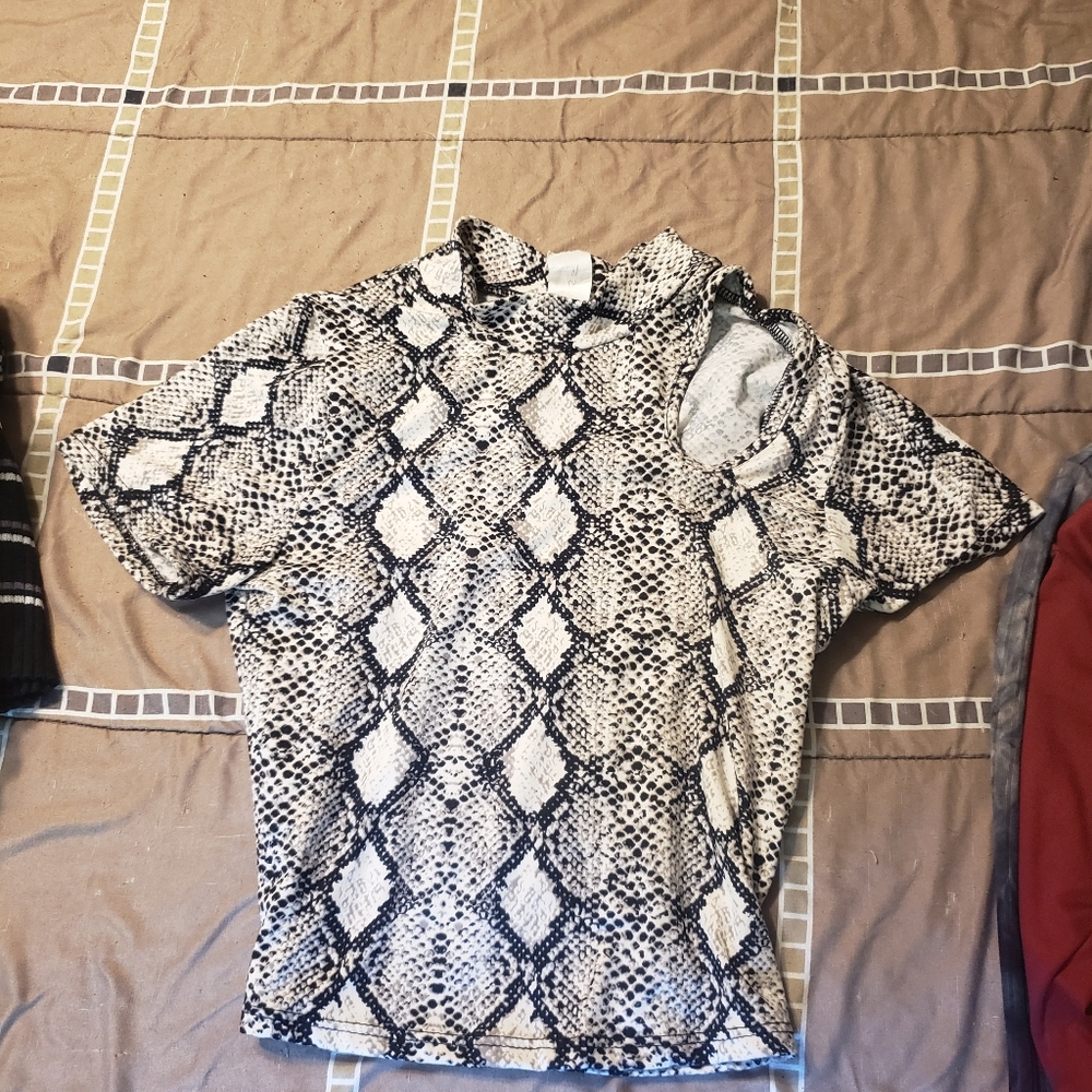 Womans shirt/top